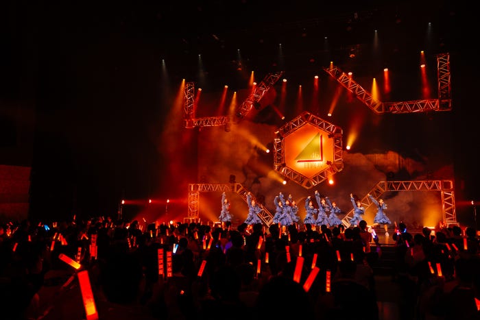 日向坂46「新参者 LIVE at THEATER MILANO-Za」カメラマンクレジット:上山陽介(C)Seed & Flower LLC