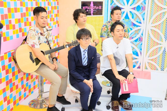 (前列左から)田中一彦、武智(後列左から)馬と魚、のぶひろ、ロジャー (C)モデルプレス