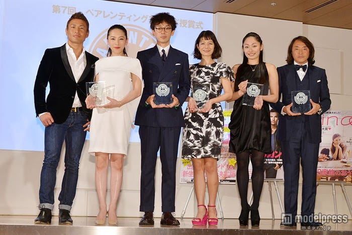 (左から)魔裟斗、矢沢心、滝藤賢一、スザンヌ、安藤美姫、北澤豪氏