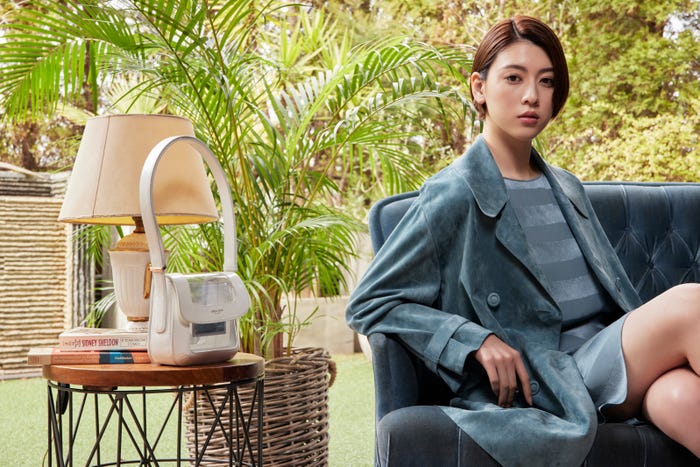 三吉彩花(C)ジョルジオ・アルマーニ クロスロード シーズン2