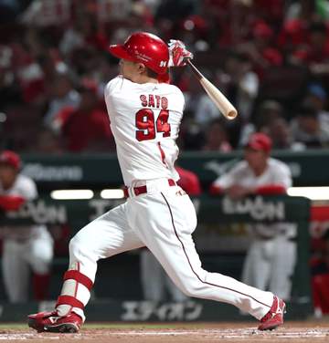 広島・佐藤啓介 代打でプロ初本塁打から6年ぶり6点差大逆転勝利 猛ダッシュ一周の火付け役「球場に来て声援を送ってくださるとうれしいです」