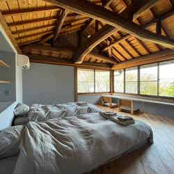 足るを知る木洩れ日る/画像提供:studioKANRO