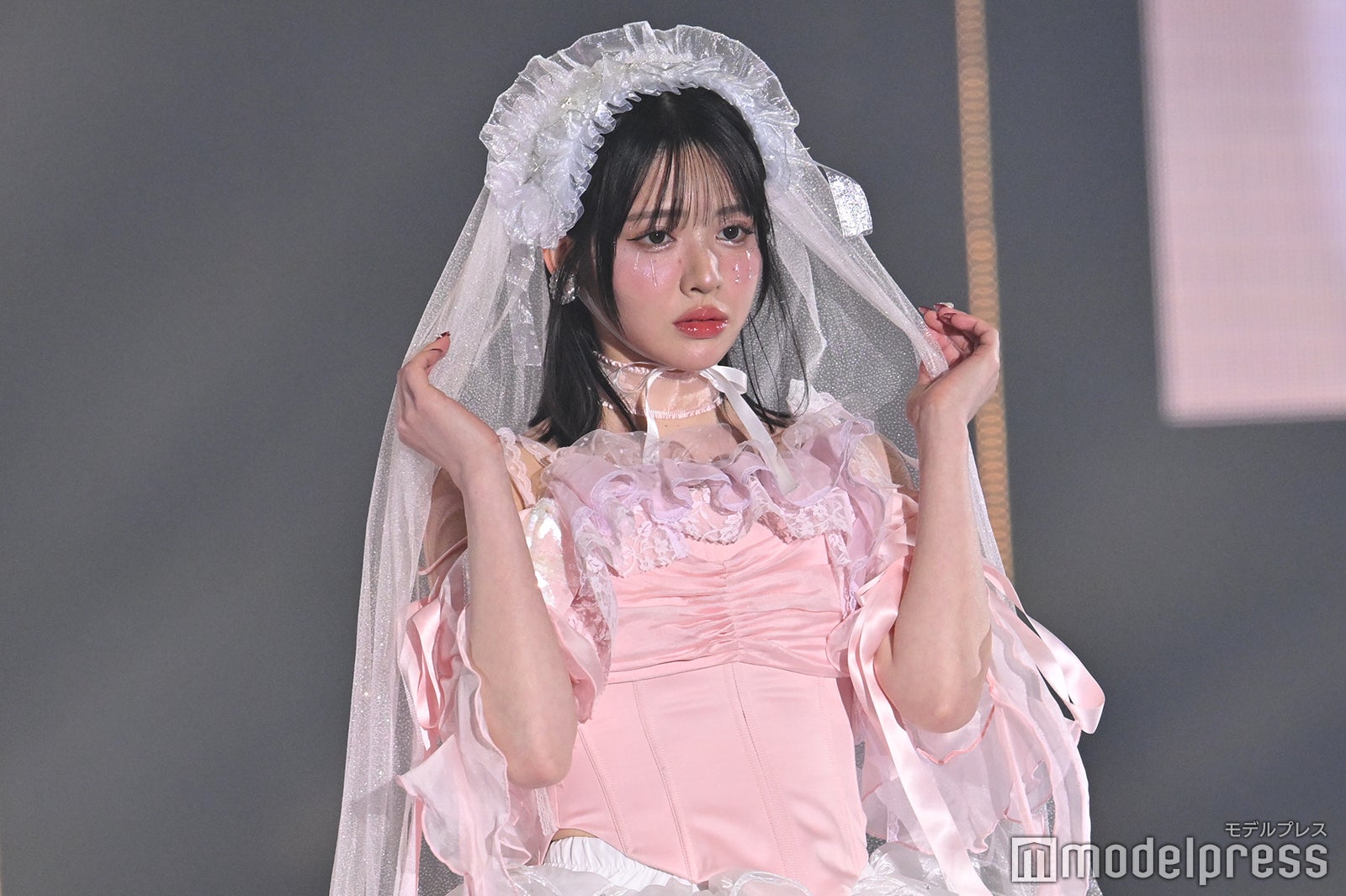 鎮西寿々歌／FRUITS ZIPPER（C）モデルプレス