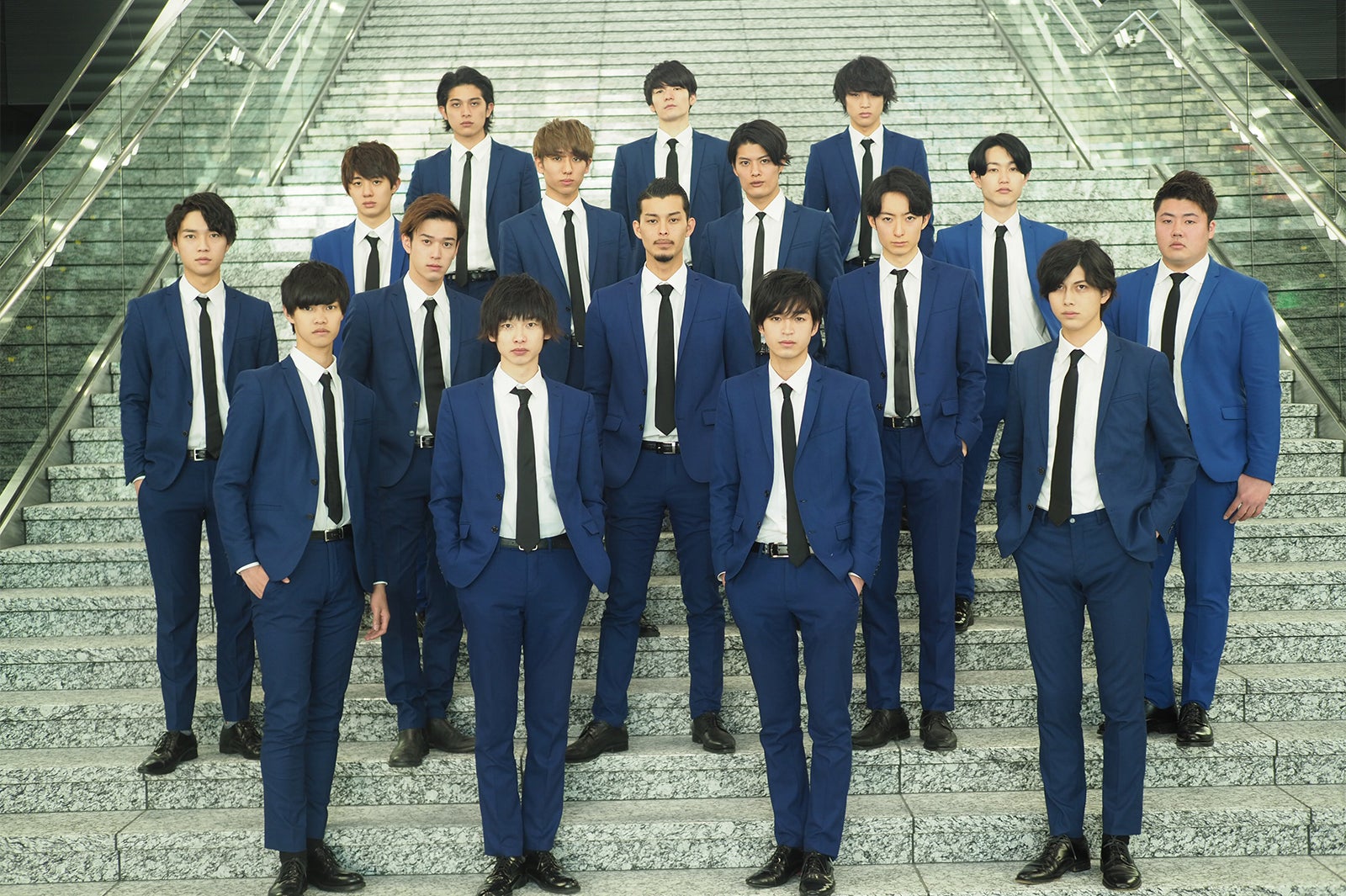 期間中土・日・休日（不定期）にavex所属の俳優グループ「イケ家！」がイケMENとして登場（C）2018 SANRIO CO., LTD.