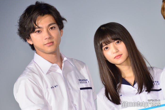 山田裕貴、齋藤飛鳥(C)モデルプレス
