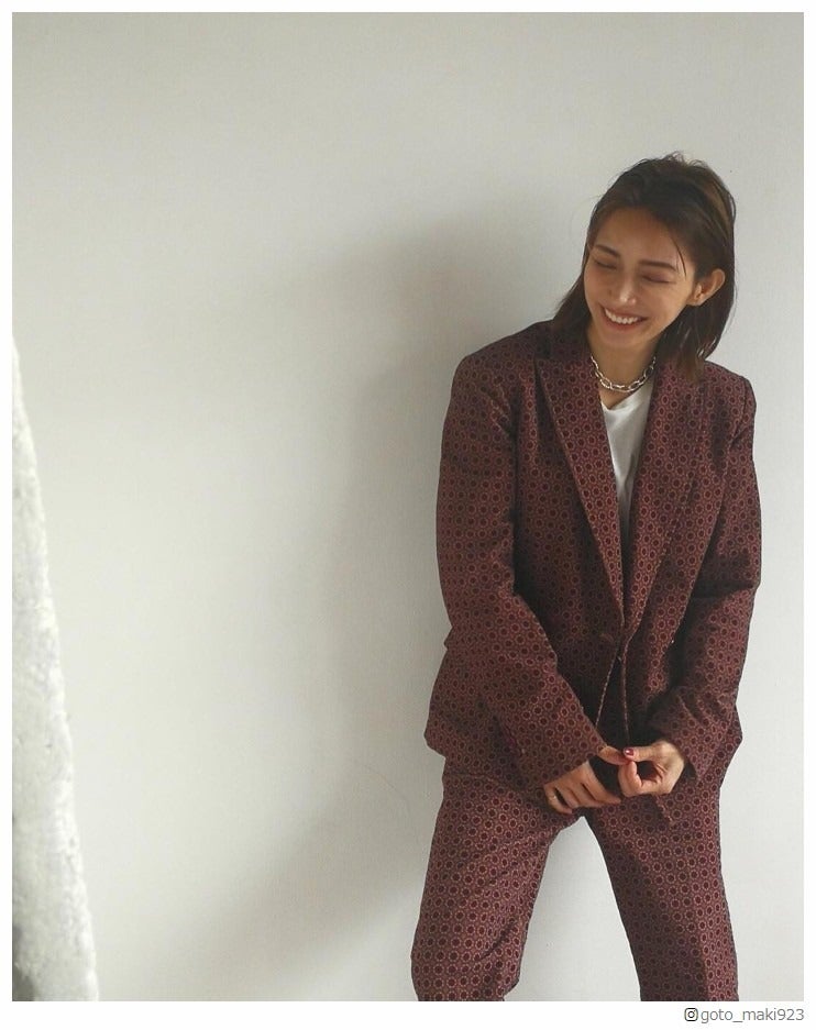 後藤真希、メンズライクなスーツ姿に「イケメン」の声相次ぐ