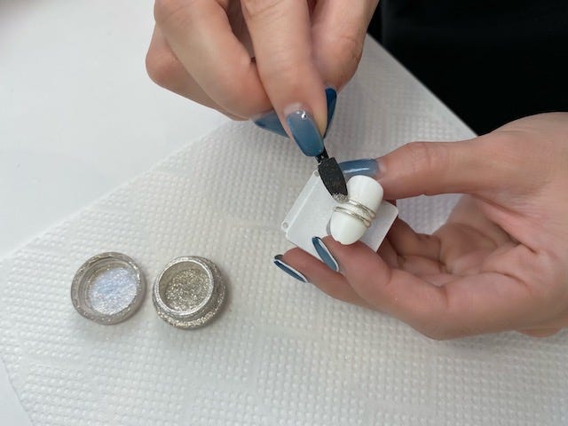 ホワイトネイル