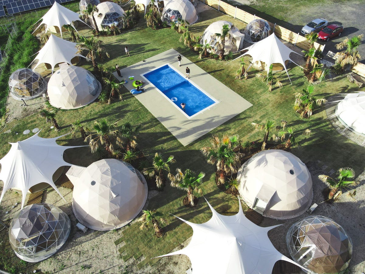 温水プール付で年中リゾート気分!茨城「FINE GLAMPING(ファイングランピング)」でお洒落なリゾート滞在