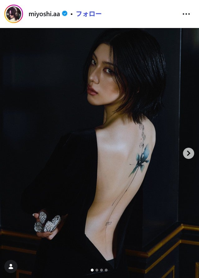 三吉彩花Instagramより