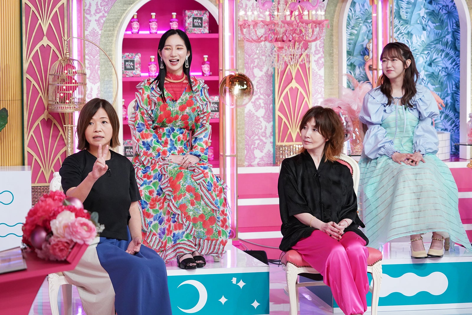 （左から）大久保佳代子、ファーストサマーウイカ、YOU、峯岸みなみ （C）日本テレビ