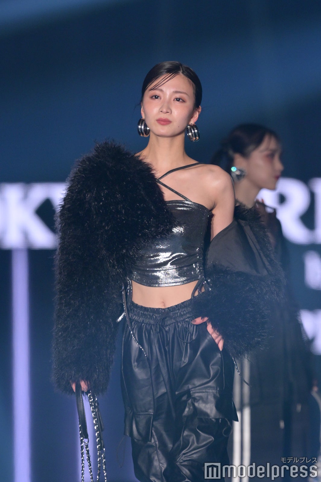 （C）モデルプレス