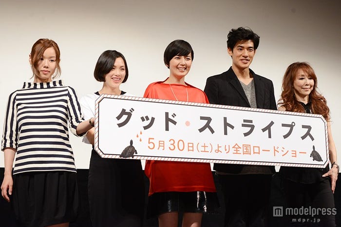 (左から)岨手由貴子監督、臼田あさ美、菊池亜希子、中島歩、杏子
