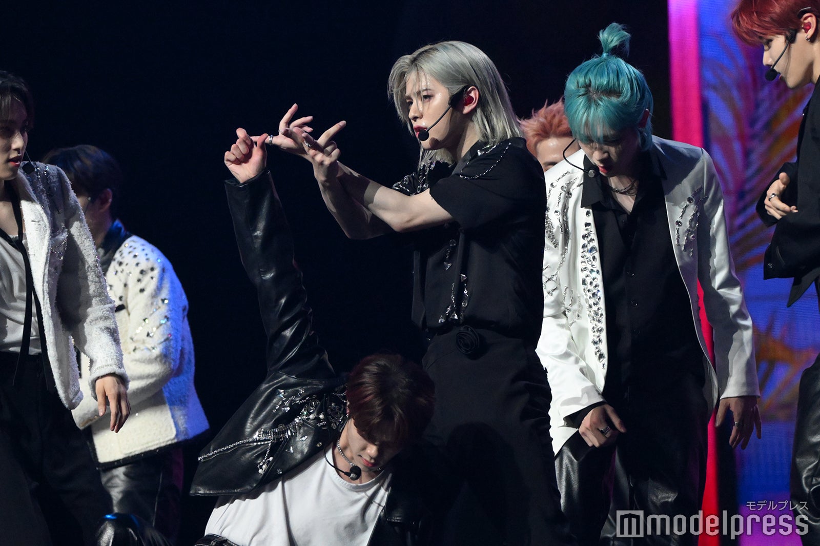 INI（C）モデルプレス