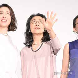 （左から）筒井真理子、木野花、荻上直子監督（C）モデルプレス