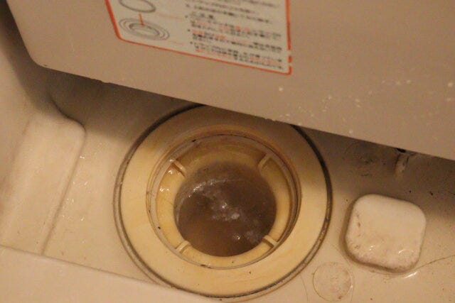お風呂　排水口　掃除前