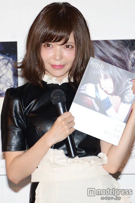 益若つばさ