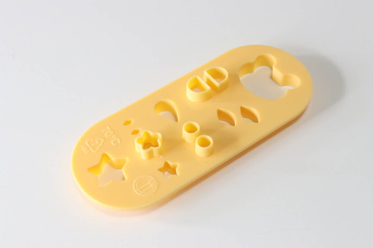 ダイソー 型抜きプレート ダイソーの型抜きプレート