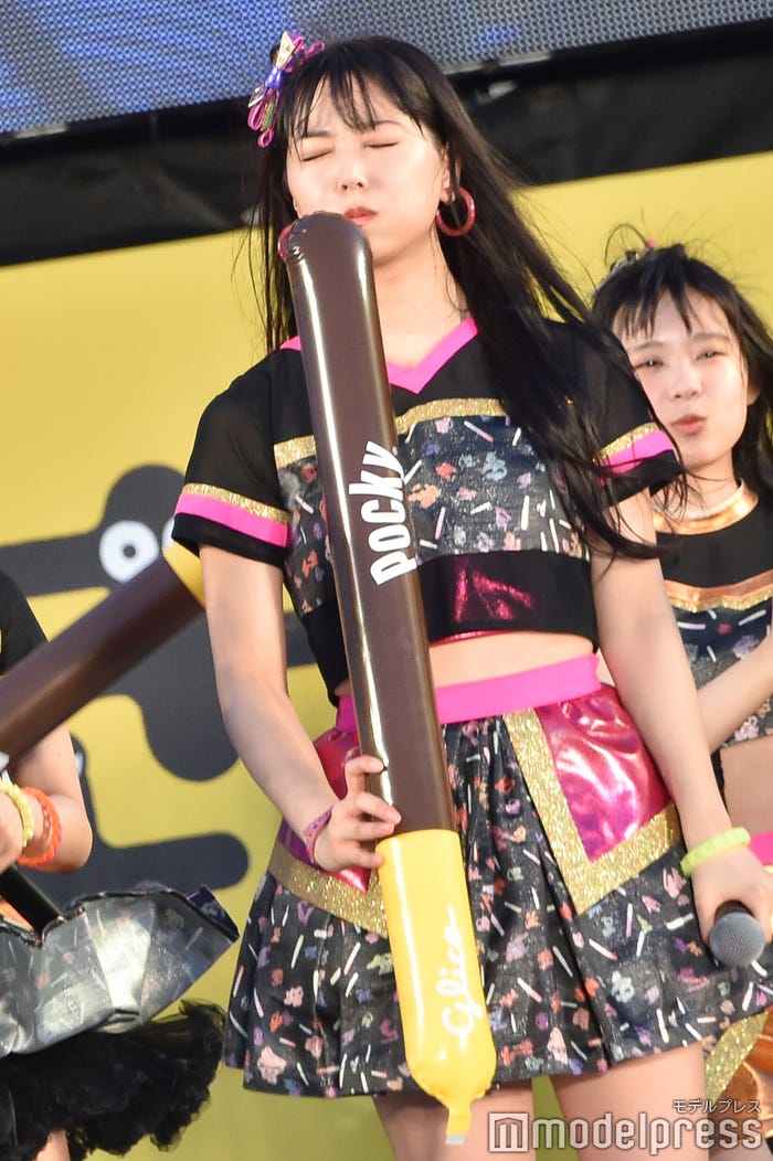 モグモグ… (C)モデルプレス