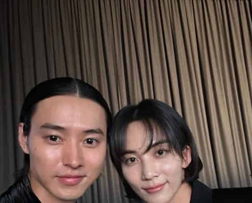 山崎賢人、SEVENTEENジョンハンとの2ショット公開「日韓の王子」「眼福」と反響殺到