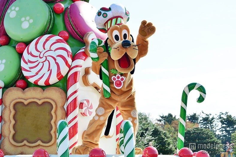 「ディズニー・サンタヴィレッジ・パレード」プルート