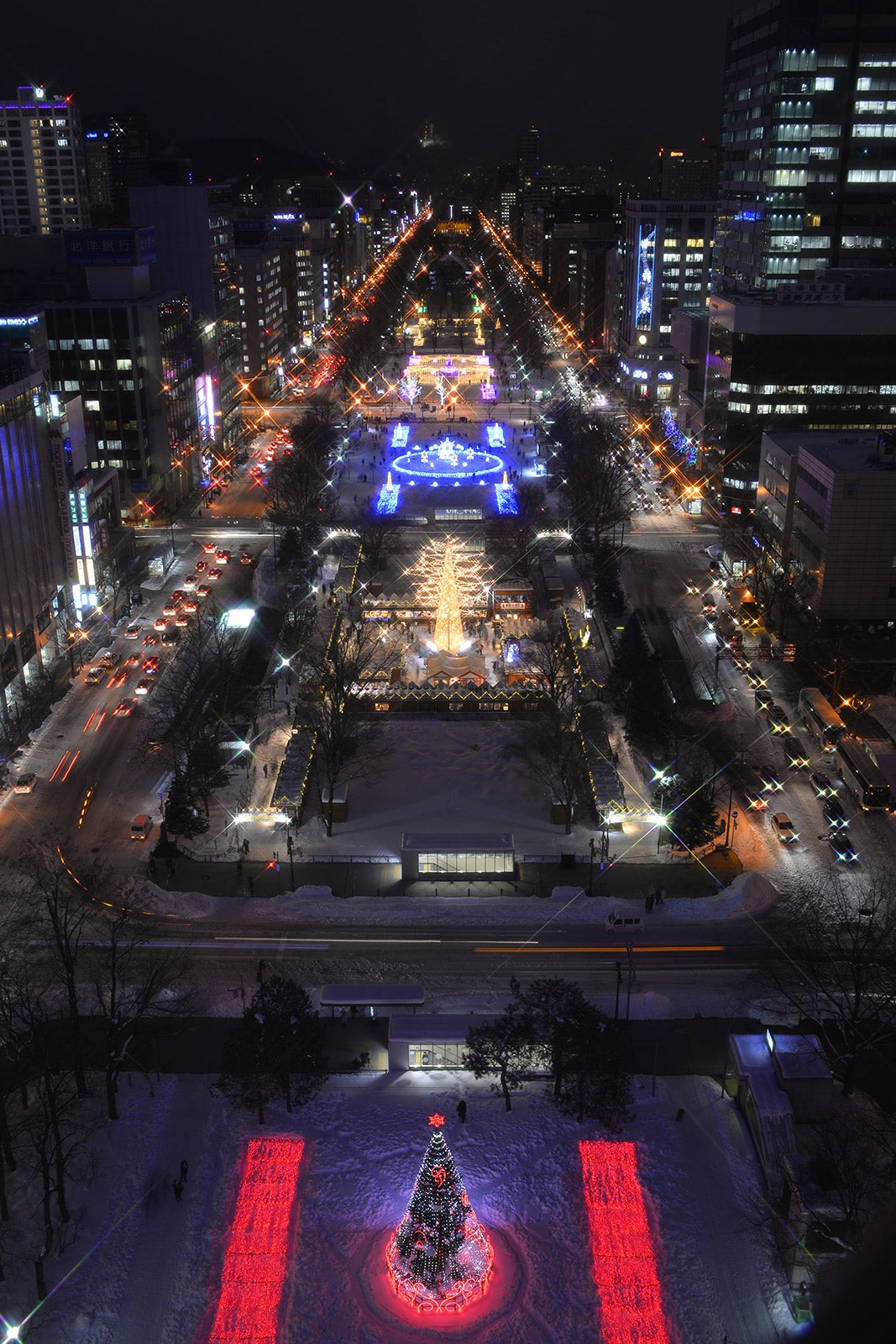 テレビ塔から／画像提供：さっぽろホワイトイルミネーション実行委員会事務局