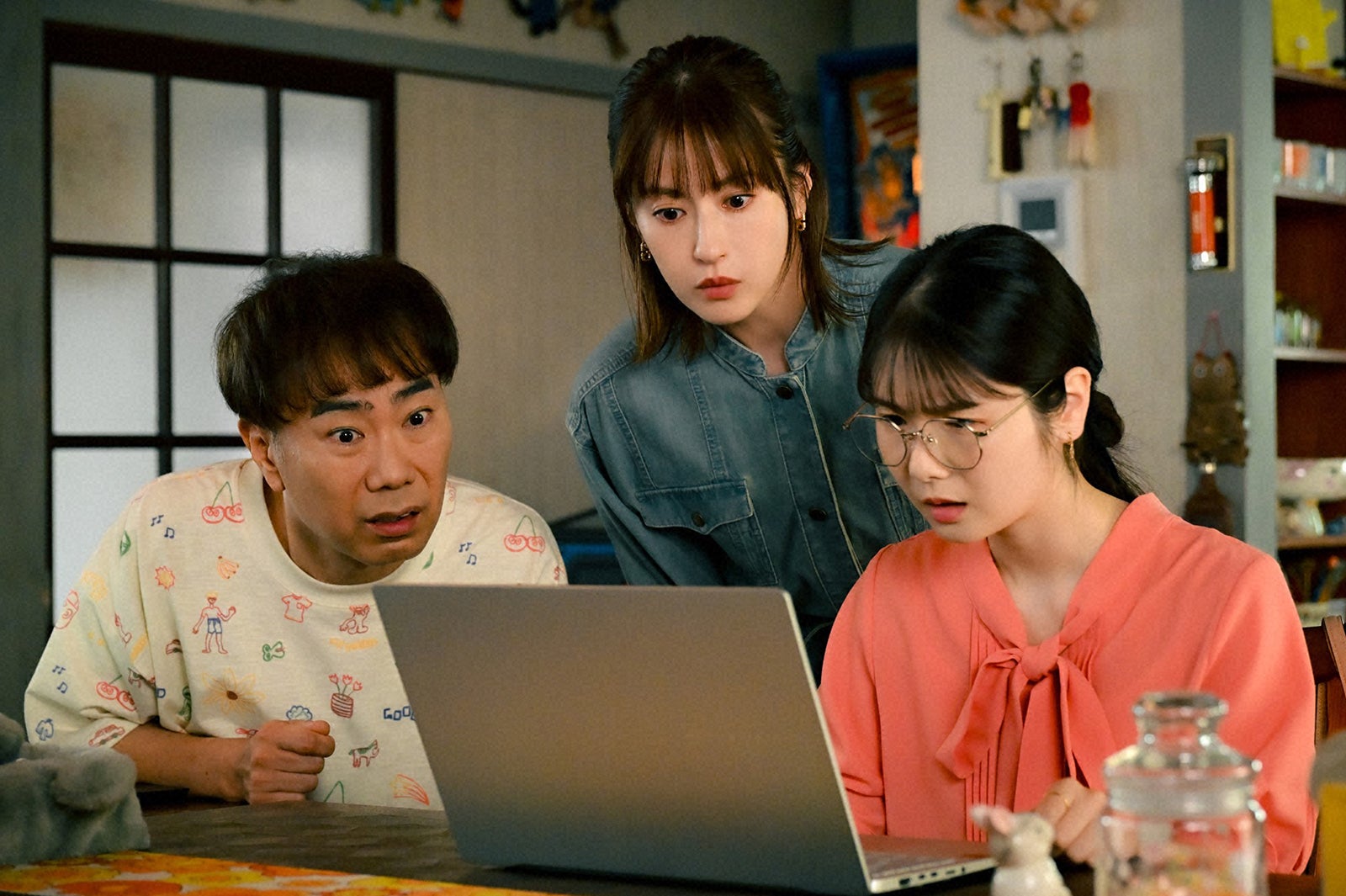 藤井隆、松本若菜、小野花梨「君の好きは無敵」第7話（C）TBS