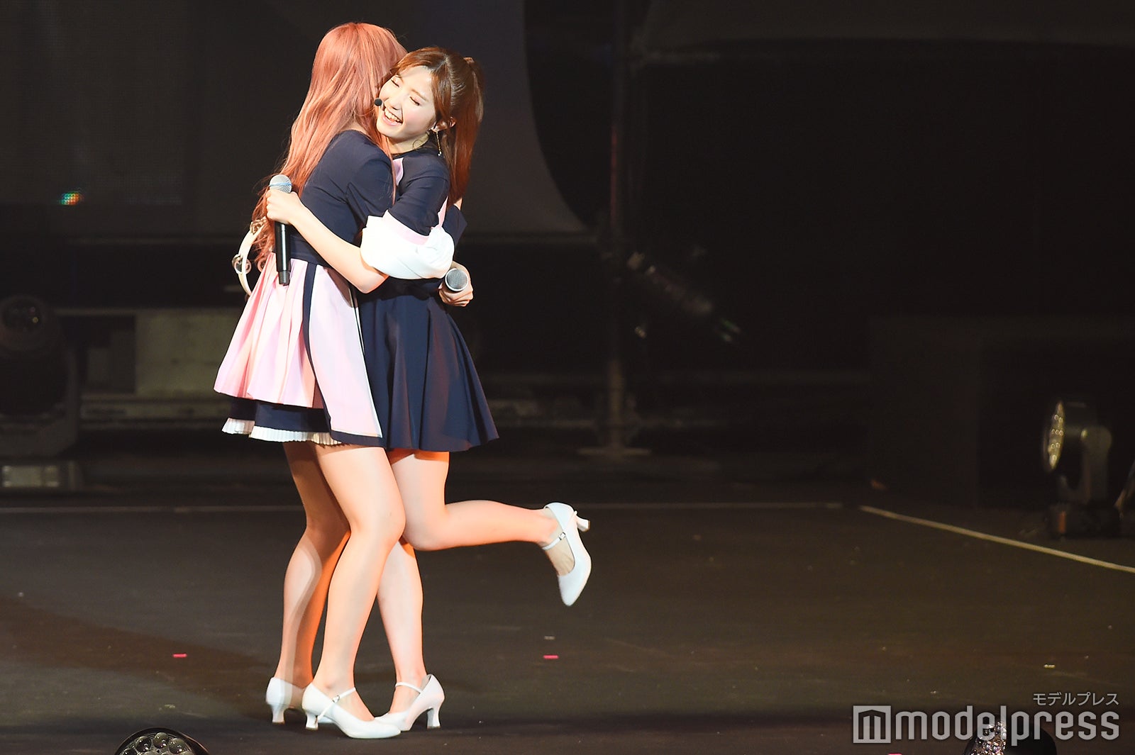 キム・チェウォン、本田仁美（C）モデルプレス