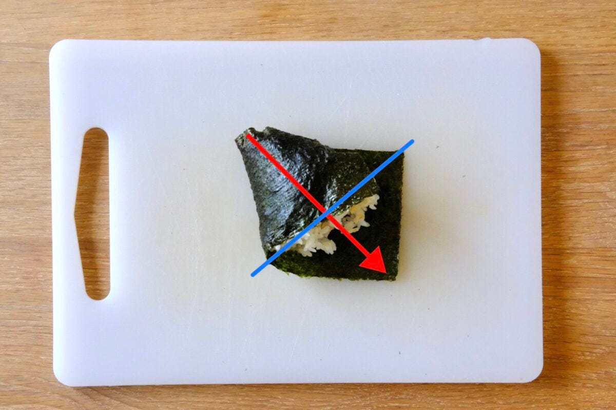 ココチャンネル　不器用でもできる握らないおにぎりの作り方
