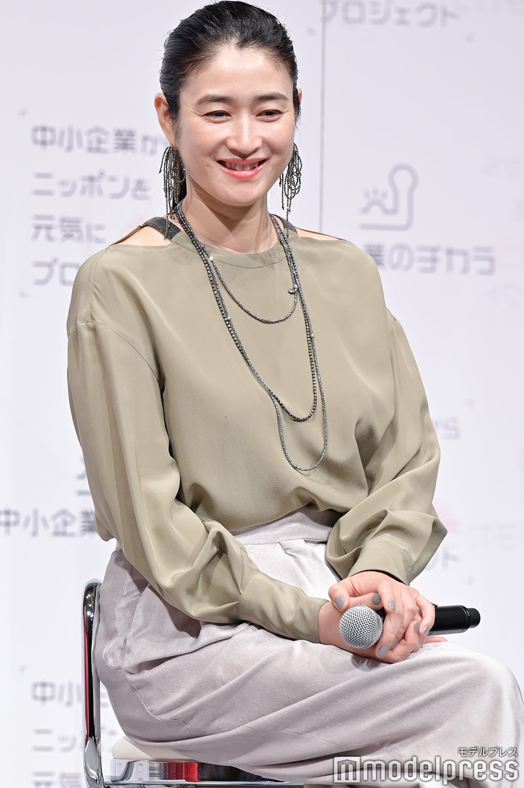 小雪（C）モデルプレス