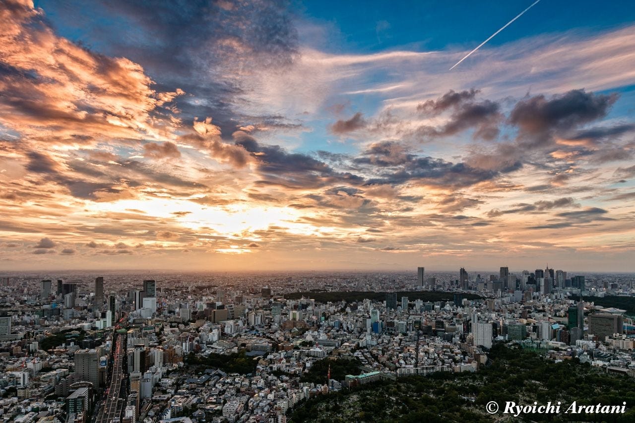 秋の夜長を楽しむ天空ラウンジが六本木にオープン