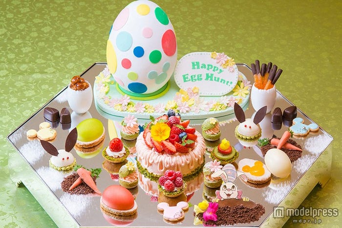 東京ディズニーランドホテル宴会プランのケーキ/(C)Disney