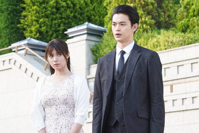 深田恭子、瀬戸康史(C)フジテレビ