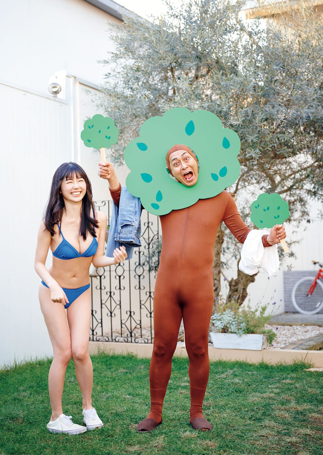 （左から）くりえみ、長谷川雅紀（C）熊谷貫／週刊プレイボーイ