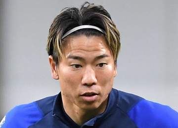 広島のFW浅野が左ヒラメ筋肉離れ トレーニングマッチ中に負傷 今季から10年ぶりに古巣復帰