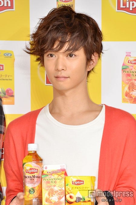 千葉雄大らイケメン4人がおもてなし　渡辺直美がご満悦