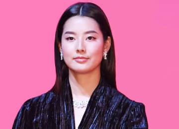 すみれ 女優だった亡き母の誕生日に「ママ、恋しいよ」 22年に突然の別れ