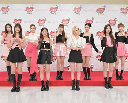 <紅白本番>NiziU、ホワイト衣装で「CLAP CLAP」披露 櫻井翔・橋本環奈らも“CLAPダンス”で盛り上げる