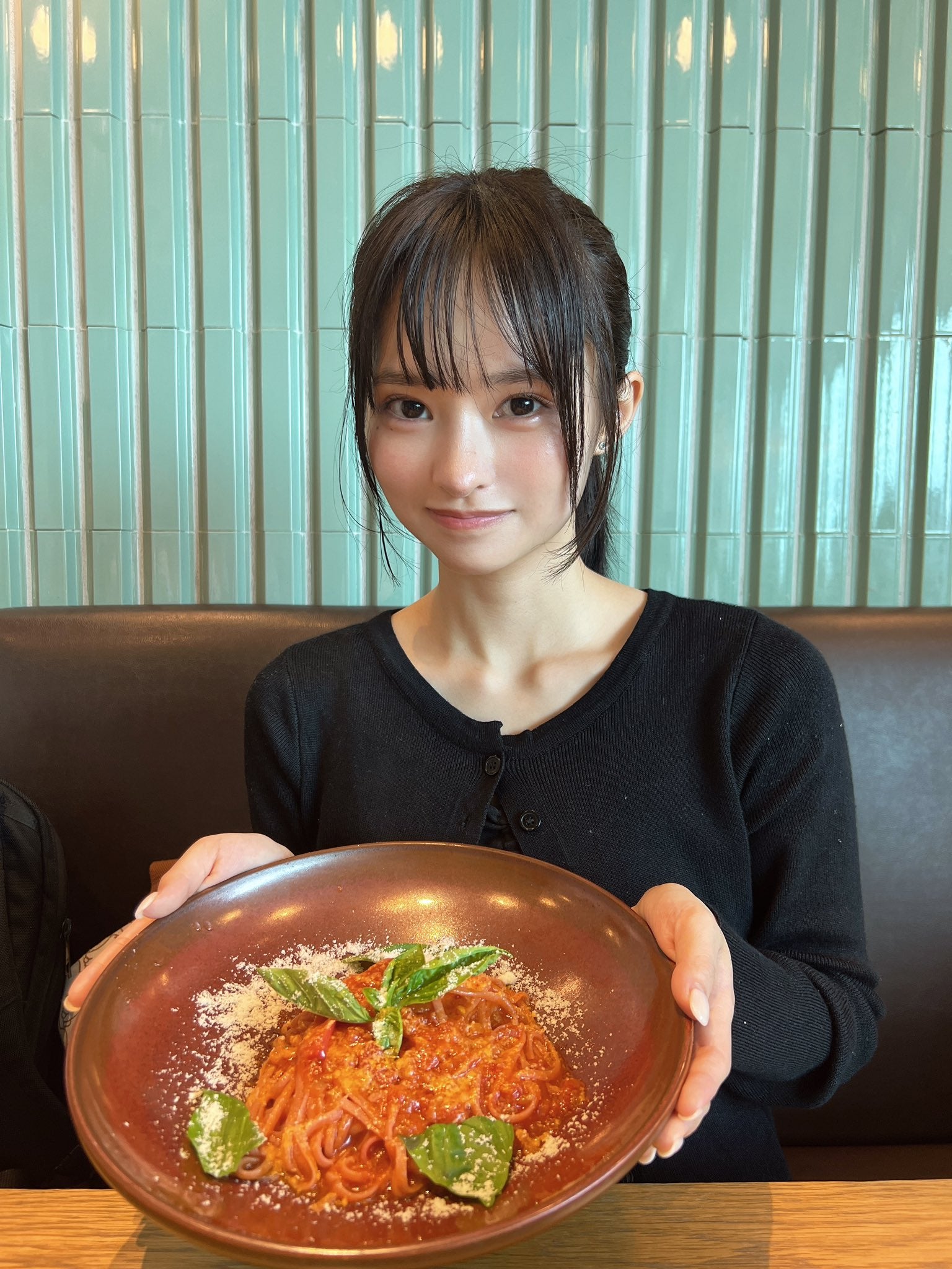 AI画像疑惑で話題のシングルマザー・藤咲凪、すっぴん公開「レベチ」「肌綺麗」と反響殺到