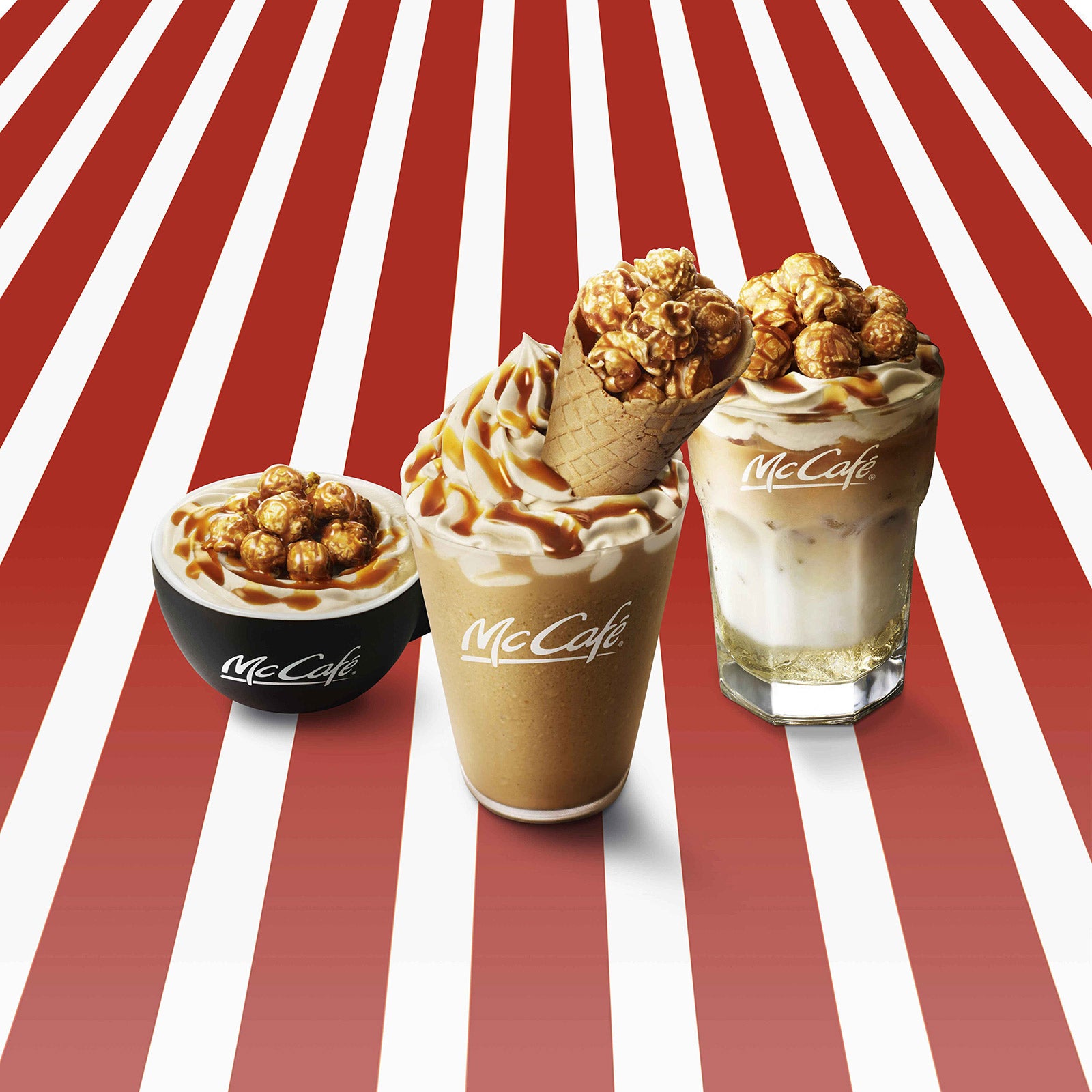 マックカフェ、キャラメルポップコーン尽くしのドリンク初登場　ワッフルコーンを丸ごとドンッ！