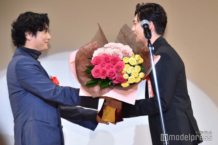 井浦新、松下洸平 (C)モデルプレス