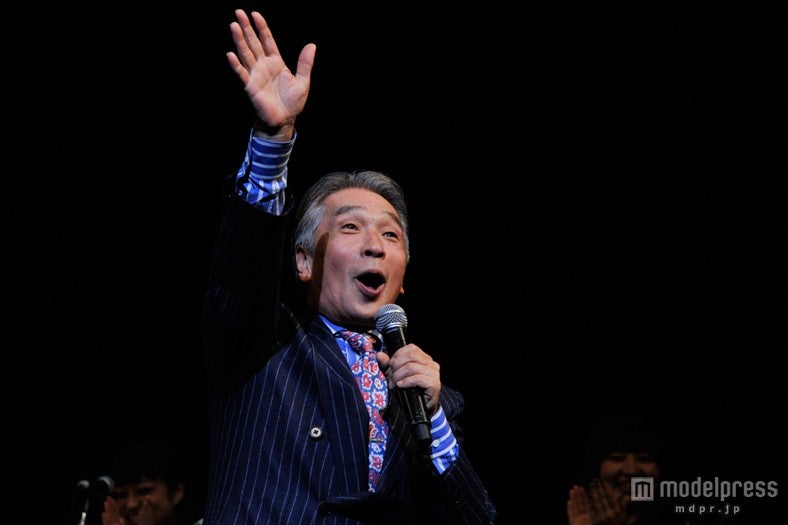 「コメディ栄誉賞」を受賞した堺正章