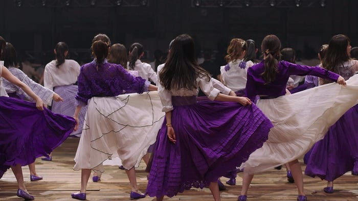 乃木坂46「Sing Out!」MVより(画像提供:ソニー・ミュージック)