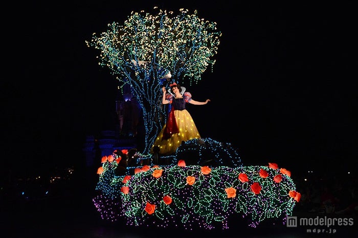 ディズニー 新 エレクトリカルパレード 全紹介 光り輝く ラプンツェルフロート にうっとり 写真特集 モデルプレス