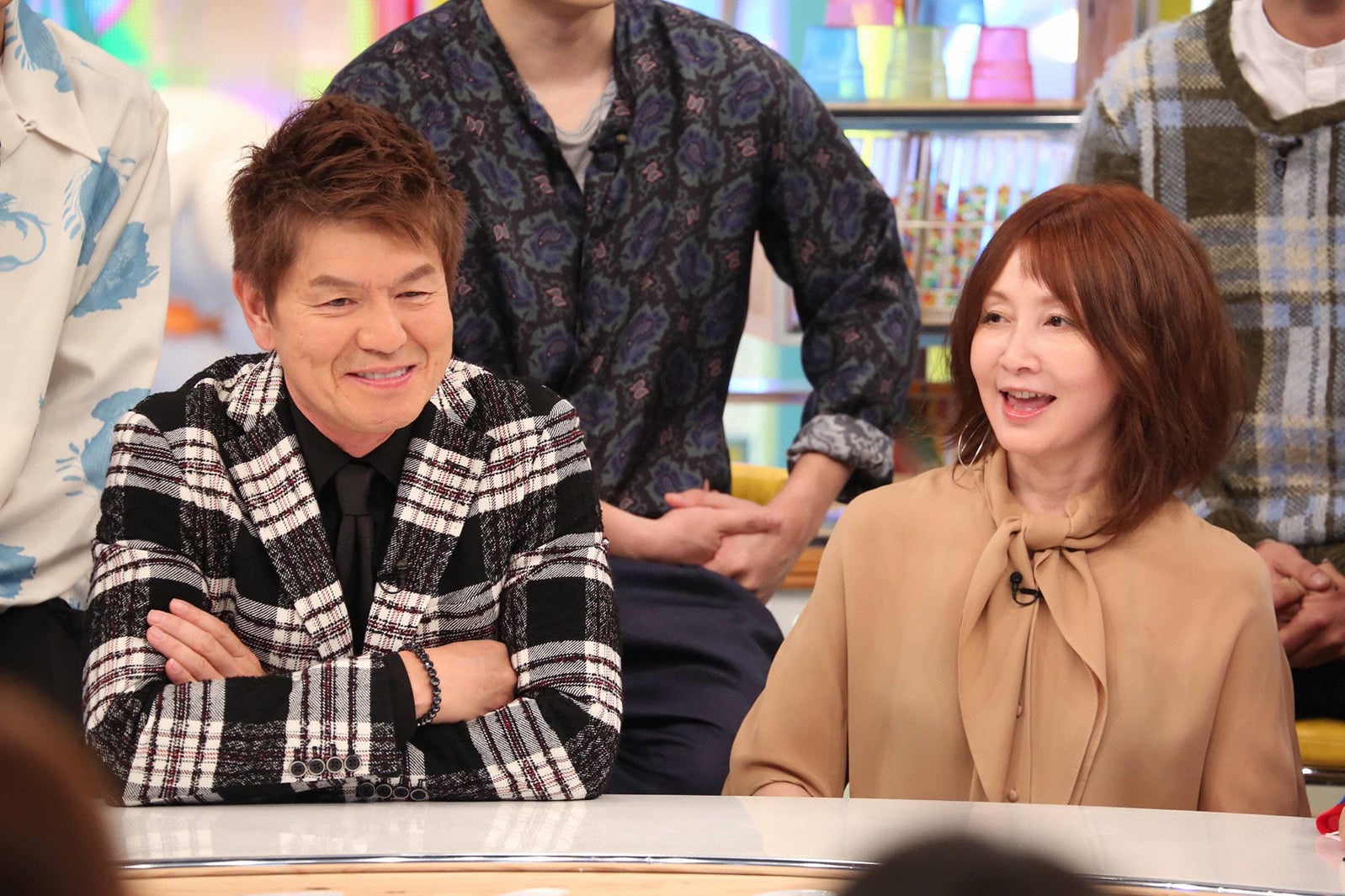 （左から）ヒロミ、YOU （C）フジテレビ