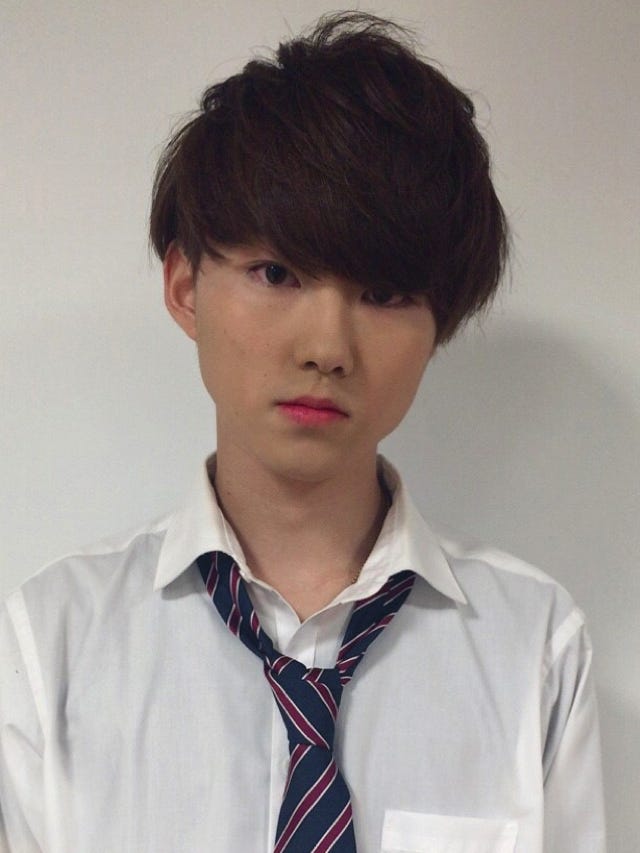 川村佳輝