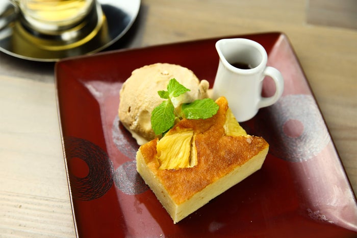 キャッサバとパイナップルケーキ／画像提供：きちり
