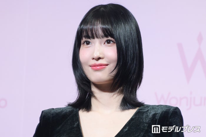TWICEモモの姉・hana、“妹がスター”ゆえの苦悩告白「見た目が1番比べられる」「整形したらいいのにとか言われる」