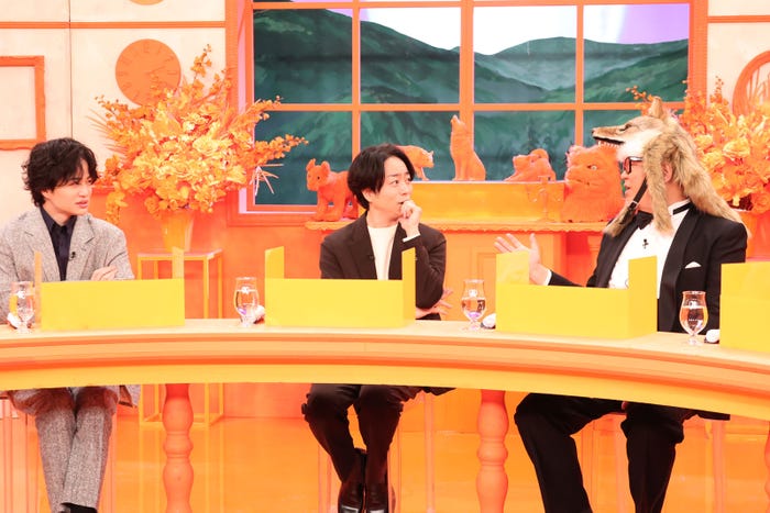 菊池風磨、櫻井翔、長谷川忍(C)フジテレビ