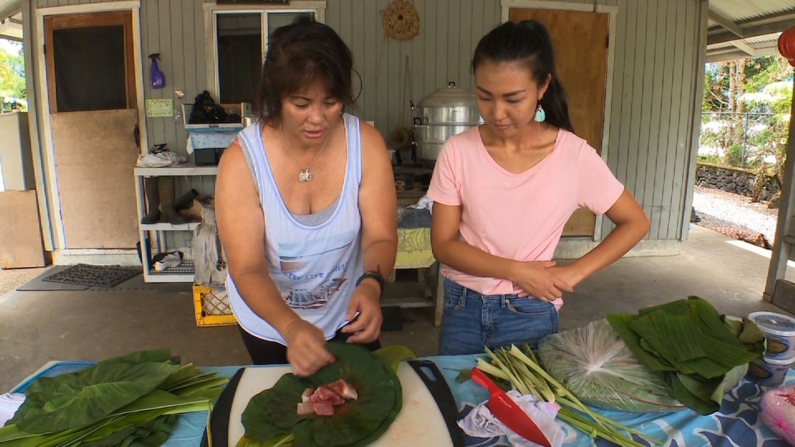 命懸けで獲る海の幸を調理（画像提供：毎日放送）