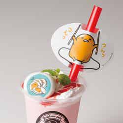 ぐでタピオカドリンク(ミルク・イチゴミルク)790円(税抜)(C)2013, 2017 SANRIO CO., LTD. APPROVAL NO.S582962